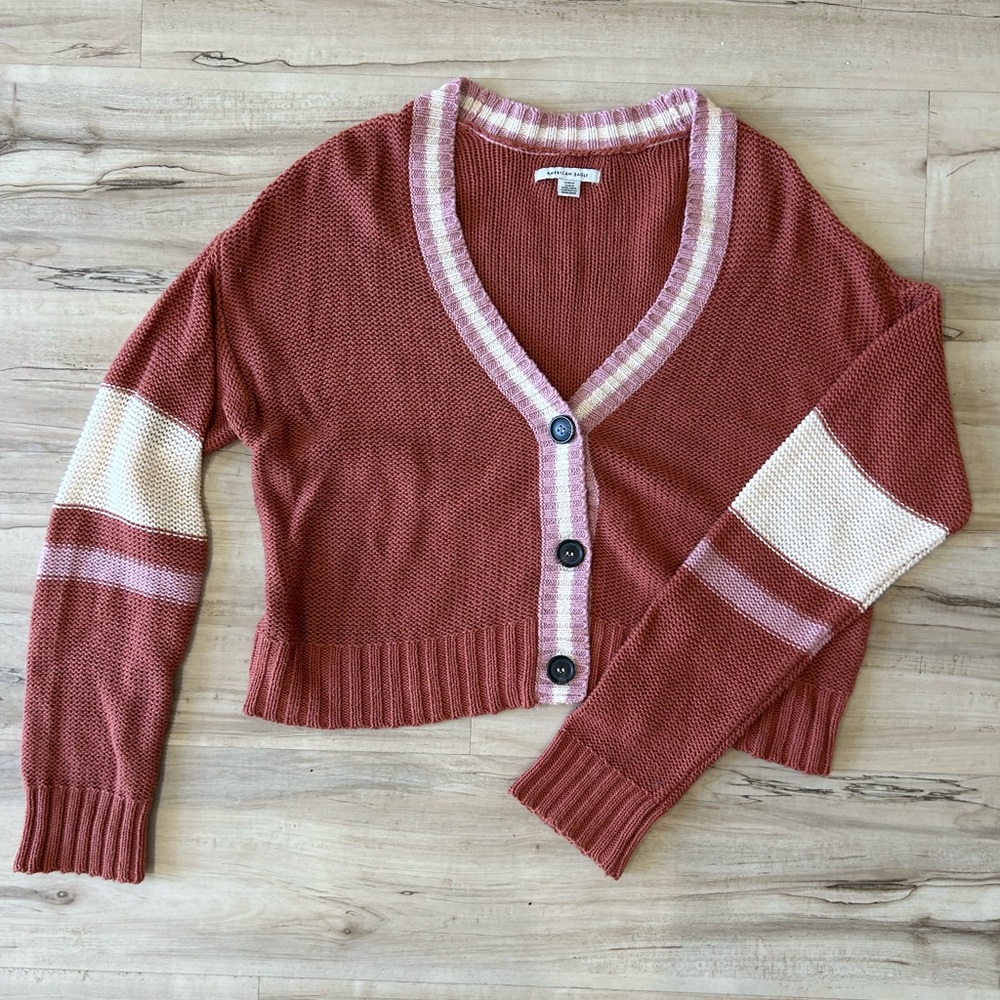 American eagle pink brown medium button up loose cropped cardigan sweater